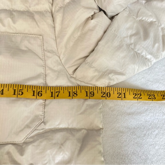 J Crew Puffer Down Quilted Lightweight Coat Jacket Neutral Minimalist S - Picture 12 of 13